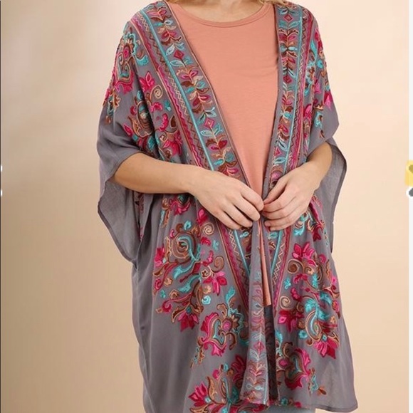 Umgee Other - Umgee - Embroidered Kimono